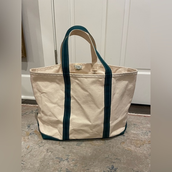 L.L. Bean Handbags - L.L. bean Boat & Tote Tan and Green Large Vintage 80’s